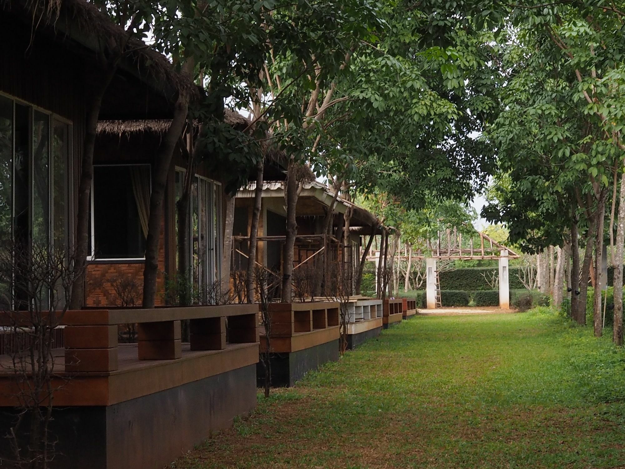 Singha Rubber Tree Hotel Ban Huai Maenam Noi Exterior foto